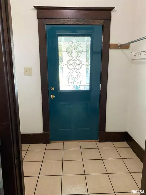 413 N Mcarthur St, Macomb, IL 61455 photo 5
