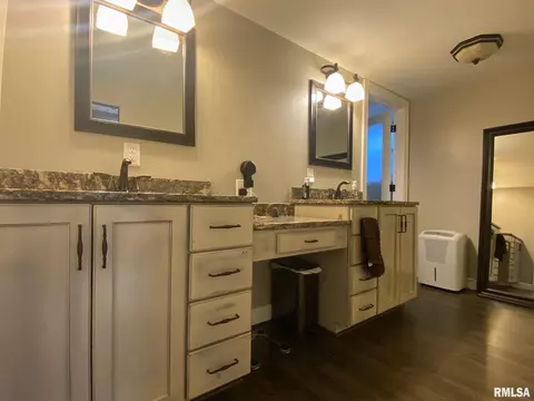 432 Summers Dr, Macomb, IL 61455 photo 20