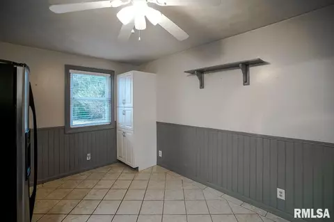 404 N 2nd St, Dunlap, IL 61525 photo 9