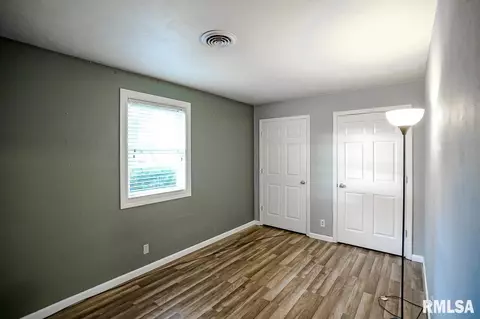 404 N 2nd St, Dunlap, IL 61525 photo 13