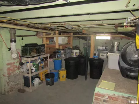 357 N Avenue B Avenue B, Canton, IL 61520 photo 19