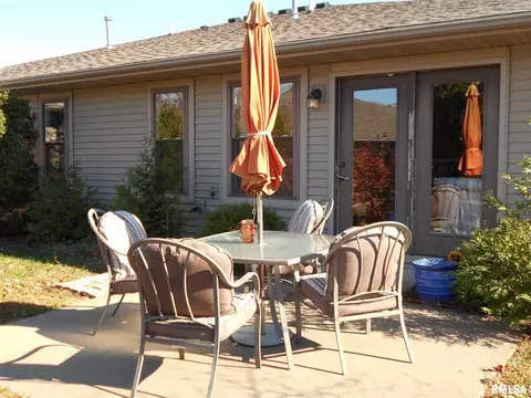1022 Willow Rd, Macomb, IL 61455 photo 25