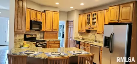 2117 W Murphy Dr, Dunlap, IL 61525 photo 4