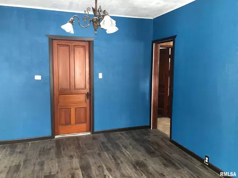 130 E Main St, Cuba, IL 61427 photo 6