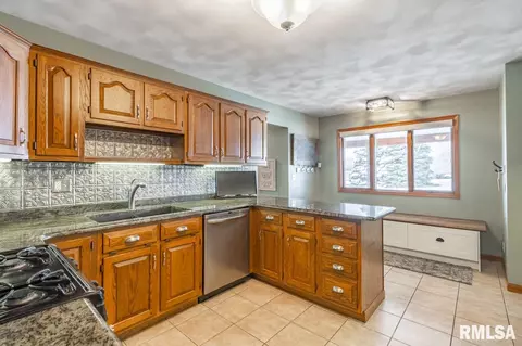 52 N Oregon Ct, Morton, IL 61550 photo 7