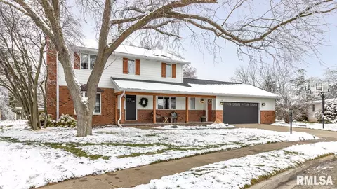 52 N Oregon Ct, Morton, IL 61550 photo 2