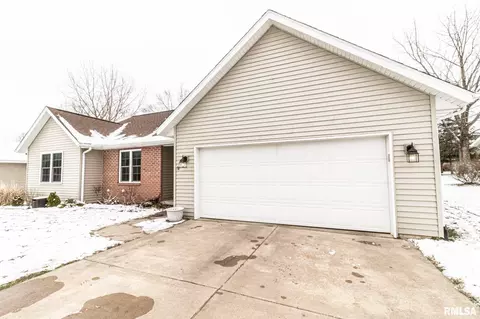 9508 W Lake Camelot Dr, Mapleton, IL 61547 photo 2