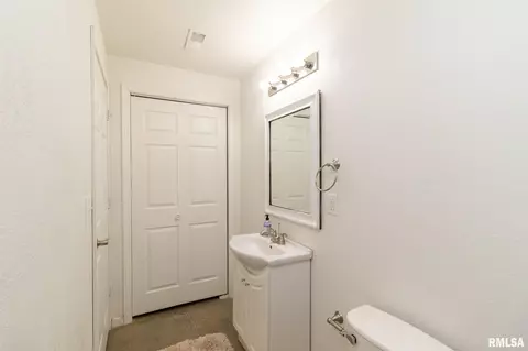 9508 W Lake Camelot Dr, Mapleton, IL 61547 photo 22