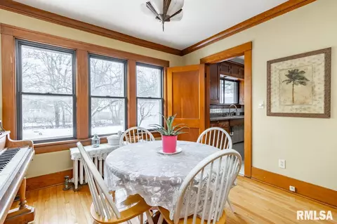 616 E Adams St, Morton, IL 61550 photo 9