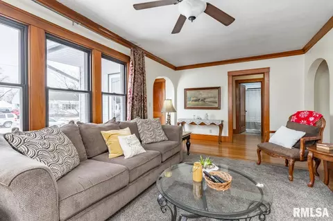 616 E Adams St, Morton, IL 61550 photo 7