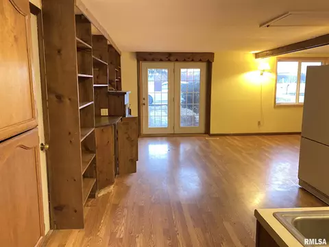 1200 S Johnson St, Macomb, IL 61455 photo 13