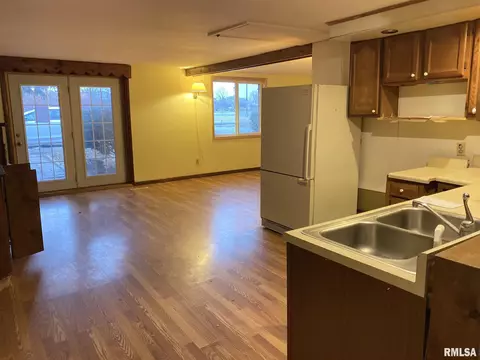 1200 S Johnson St, Macomb, IL 61455 photo 12