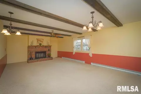 1450 E Ash St, Canton, IL 61520 photo 13