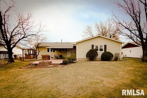 1450 E Ash St, Canton, IL 61520 photo 40