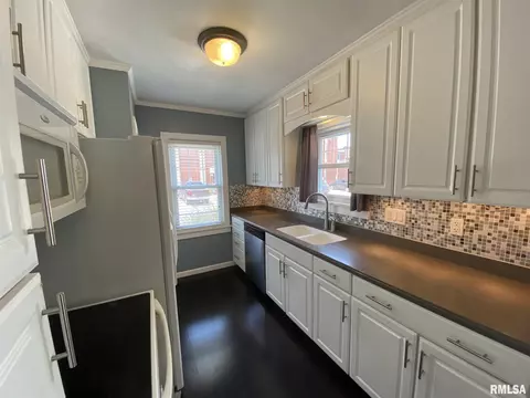 301 E Jackson St, Morton, IL 61550 photo 9