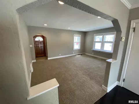 301 E Jackson St, Morton, IL 61550 photo 6