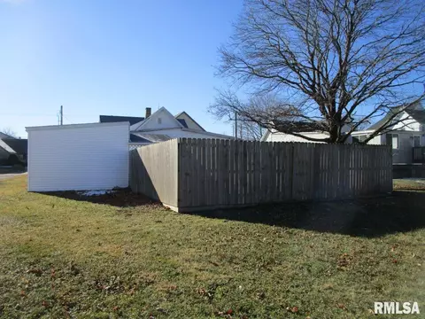 1269 E Chestnut St, Canton, IL 61520 photo 50