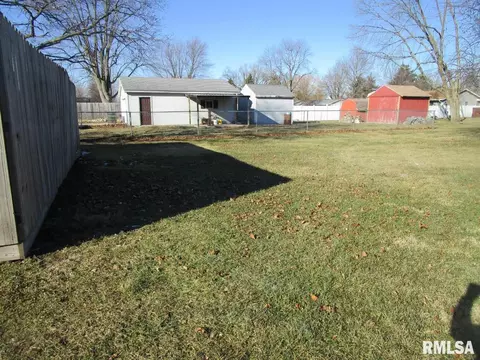 1269 E Chestnut St, Canton, IL 61520 photo 49
