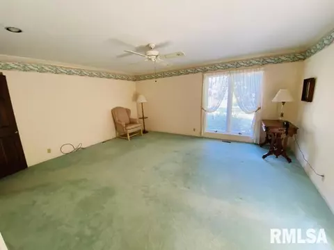 815 Compton Pkwy, Macomb, IL 61455 photo 34