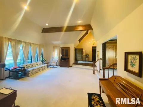 815 Compton Pkwy, Macomb, IL 61455 photo 21