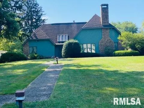 815 Compton Pkwy, Macomb, IL 61455 photo 2