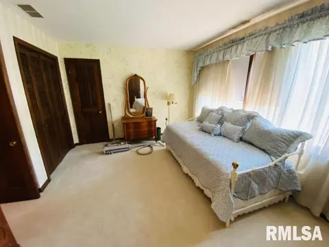 815 Compton Pkwy, Macomb, IL 61455 photo 38
