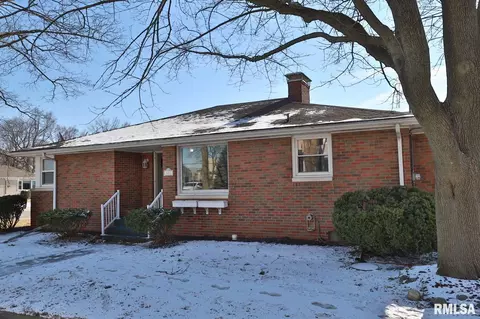 428 E Monroe St, Morton, IL 61550 photo 3