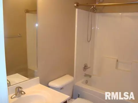 5529 E Knox St, Chillicothe, IL 61523 photo 11