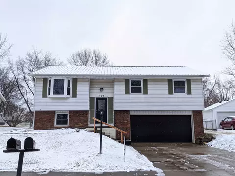 409 Radisson Rd, Marquette Heights, IL 61554 photo 4