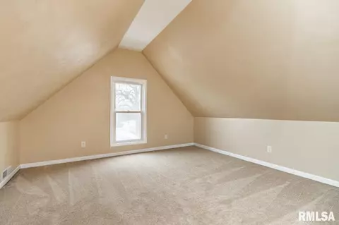 410 N Main St, Eureka, IL 61530 photo 30
