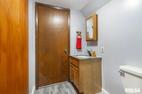 410 N Main St, Eureka, IL 61530 photo 35