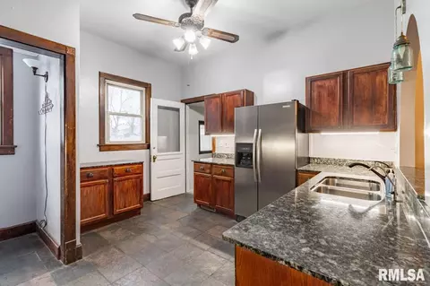 410 N Main St, Eureka, IL 61530 photo 26
