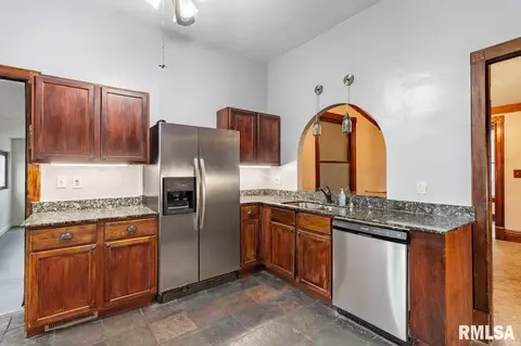 410 N Main St, Eureka, IL 61530 photo 25