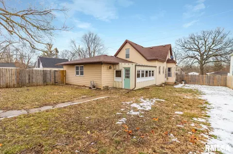 410 N Main St, Eureka, IL 61530 photo 40