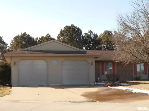 930 Cypress Ct, Macomb, IL 61455 photo 22