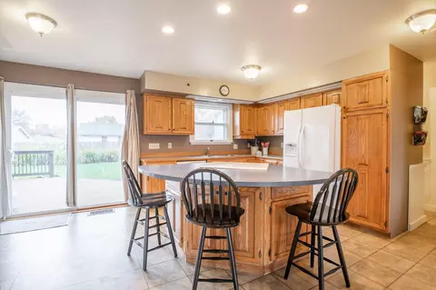 505 Ridge Ln, Eureka, IL 61530 photo 11