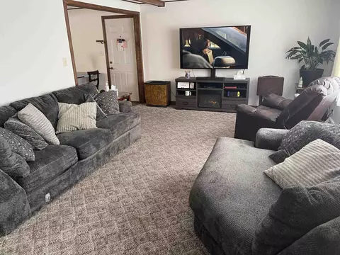 154 Harmony Ln, Macomb, IL 61455 photo 6