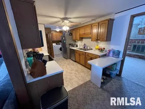 154 Harmony Ln, Macomb, IL 61455 photo 10
