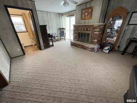 154 Harmony Ln, Macomb, IL 61455 photo 16