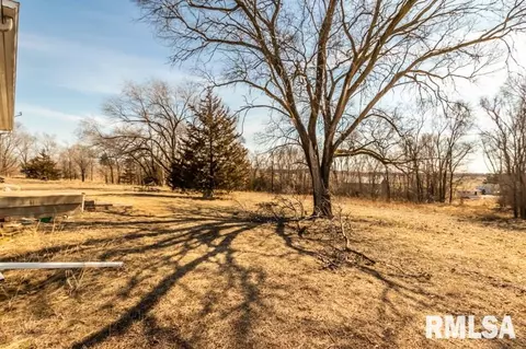 8634 Desutter Rd, Manito, IL 61546 photo 24