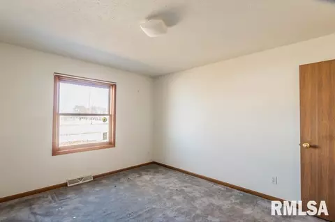 8634 Desutter Rd, Manito, IL 61546 photo 17