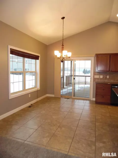 104 Sable Ln, Washington, IL 61571 photo 12