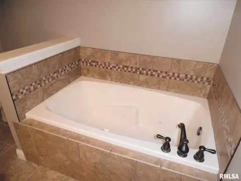 104 Sable Ln, Washington, IL 61571 photo 23