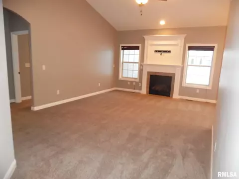 104 Sable Ln, Washington, IL 61571 photo 6