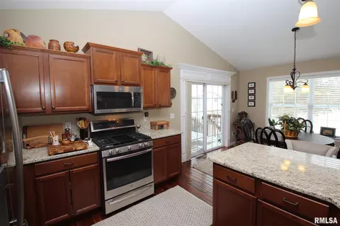 1853 Jadens Way, Washington, IL 61571 photo 14