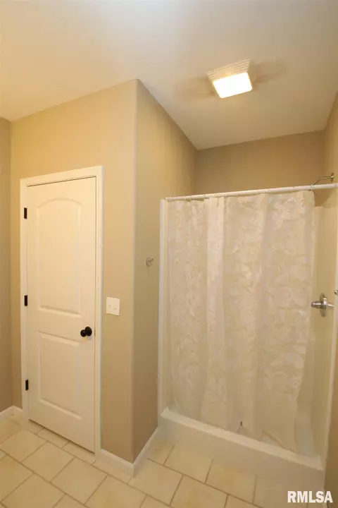 1853 Jadens Way, Washington, IL 61571 photo 32