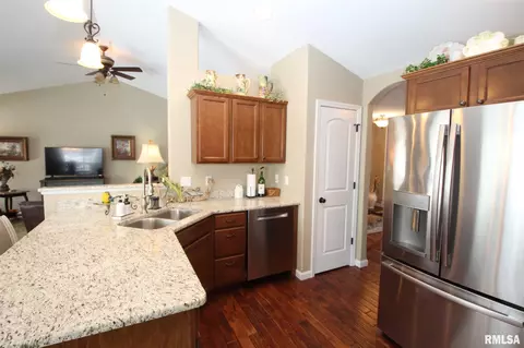 1853 Jadens Way, Washington, IL 61571 photo 12