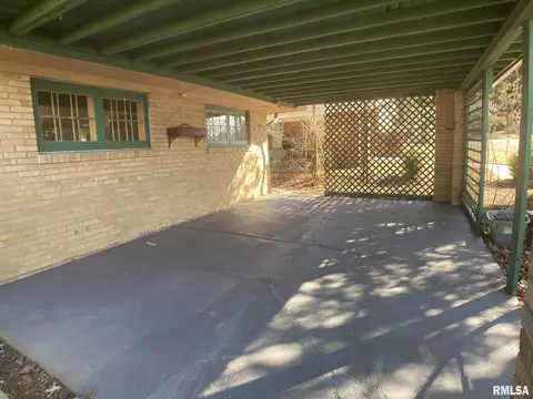 1315 Riverview Dr, Macomb, IL 61455 photo 25