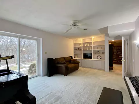 1213 Stacy Ln, Macomb, IL 61455 photo 14