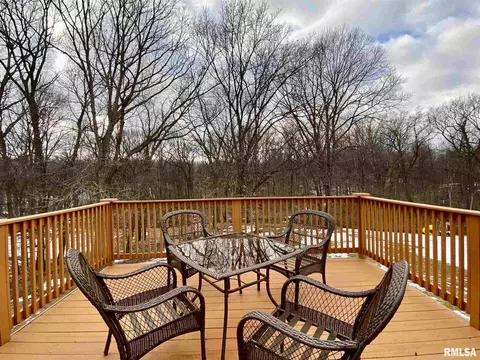 1213 Stacy Ln, Macomb, IL 61455 photo 18